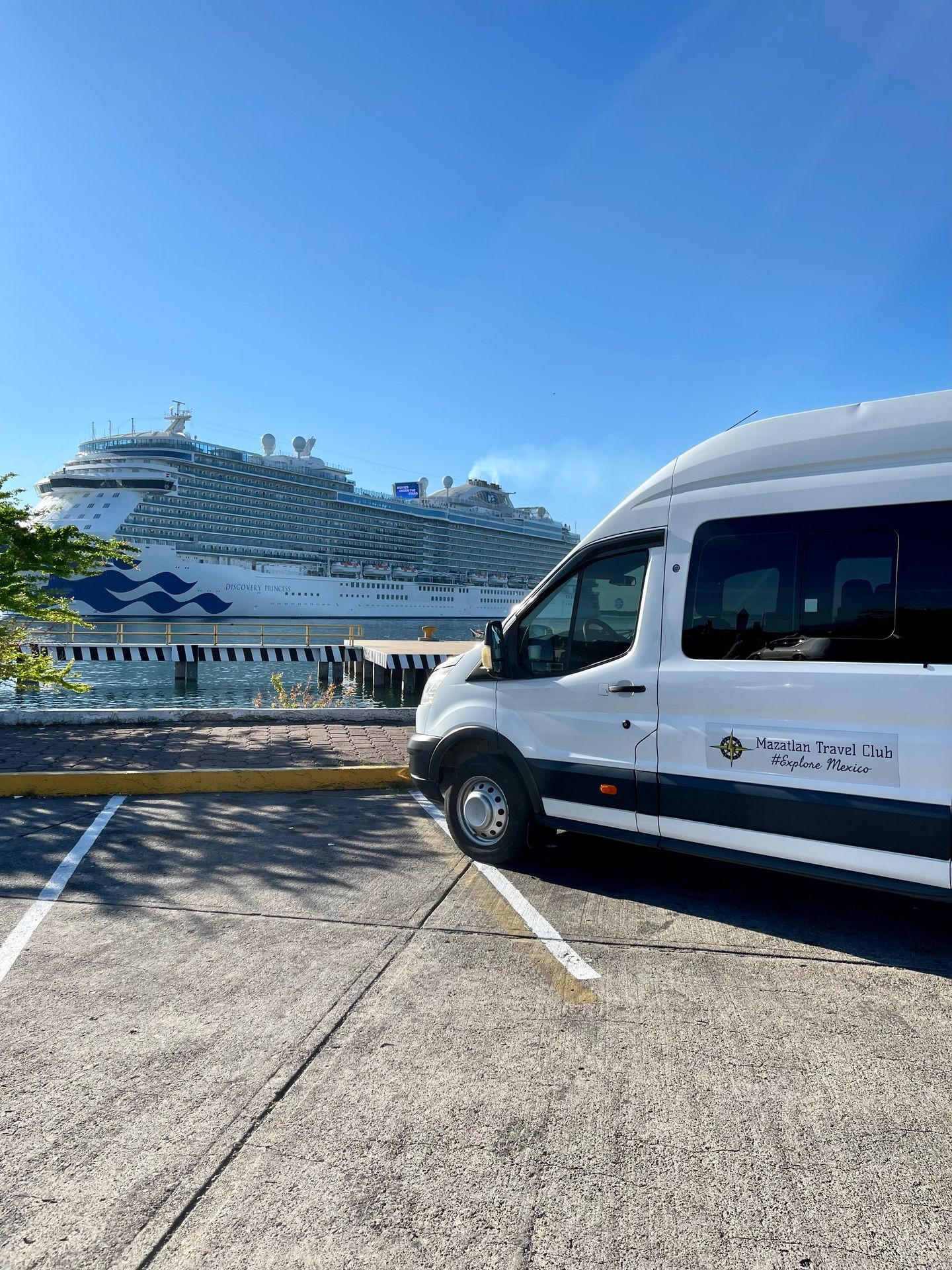 Mazatlan Van For Hire At Cruise Terminal - Bilingual Driver Incl. 